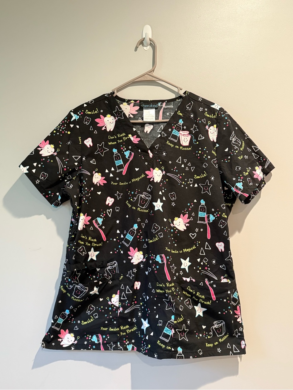 **FINAL PRICE** Women’s ’Cherokee’ dental scrub top